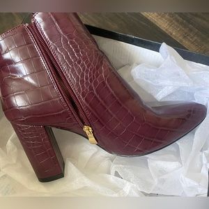 Lulus burgundy crocodile-embossed high heel booties, size 8